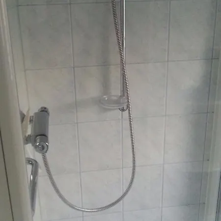 Zur Ilmenau דירה